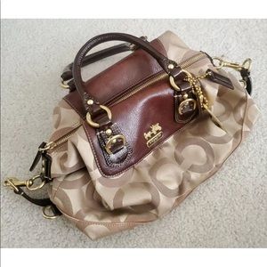 Coach Purse: No: 0868-12947